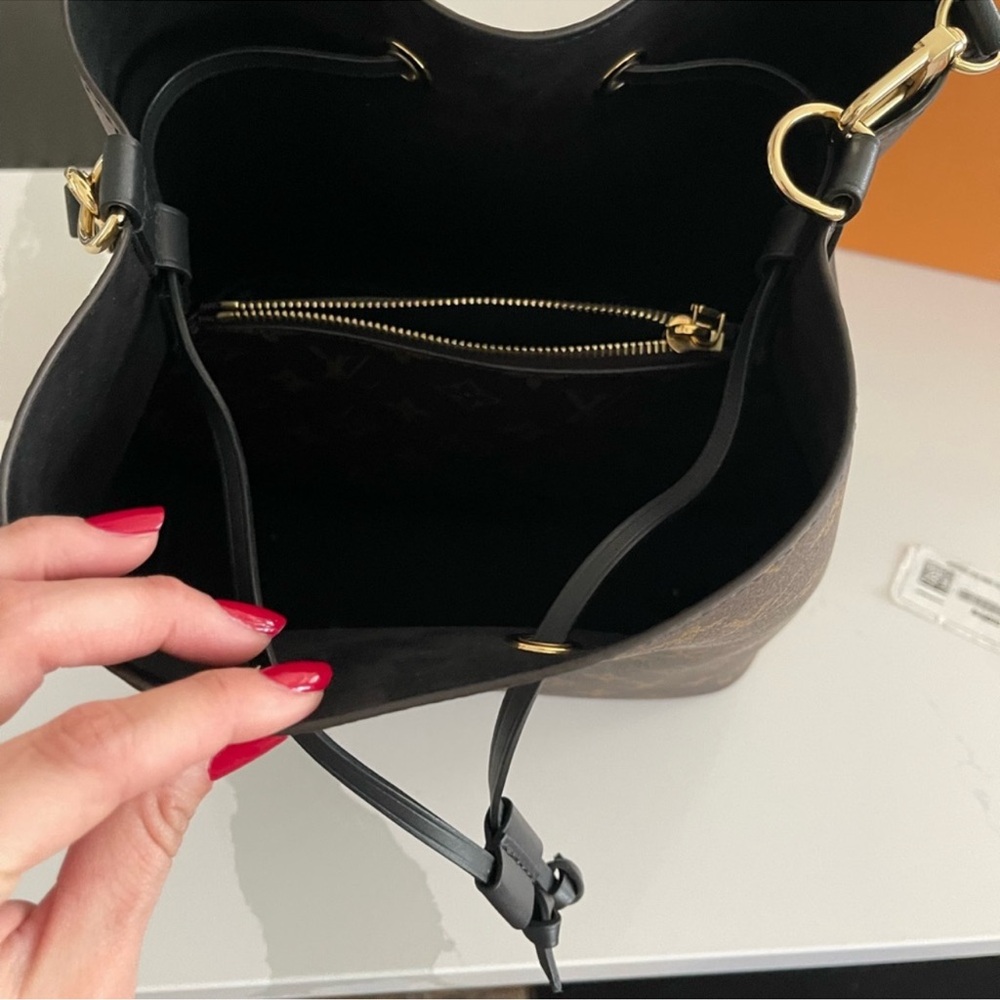 Louis Vuitton Neo Noe MM - Picture 7 of 9